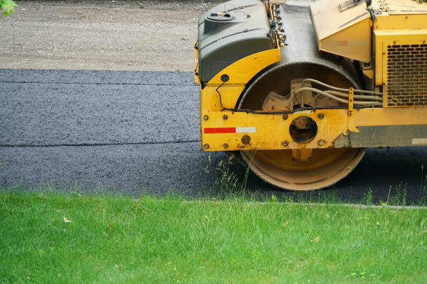 Why Choose Us For All Your Driveway Paving Needs in Oak Hills, PA?